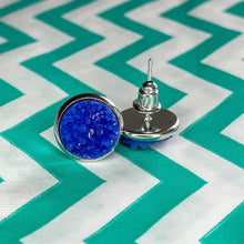 Load image into Gallery viewer, So Regal