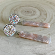 Load image into Gallery viewer, Color My World