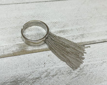 Load image into Gallery viewer, Metal Couture Ring