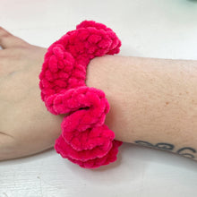 Load image into Gallery viewer, Velvet Scrunchie-Solid