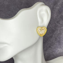 Load image into Gallery viewer, Heart Of Gold