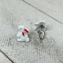 Load image into Gallery viewer, Cotton Tail