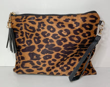 Load image into Gallery viewer, Prowlin' Versatile Bag