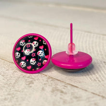 Load image into Gallery viewer, Skully Clarkson