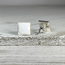 Load image into Gallery viewer, Antique Chic