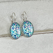 Load image into Gallery viewer, Delphine