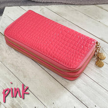 Load image into Gallery viewer, Cruel Summer Wallet