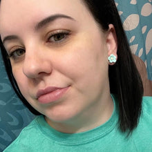 Load image into Gallery viewer, Mint Hibiscus