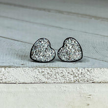 Load image into Gallery viewer, Heart Of Glass