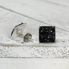 Load image into Gallery viewer, Raven