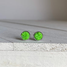 Load image into Gallery viewer, Electric Eel