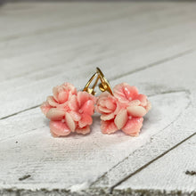 Load image into Gallery viewer, Vintage Bouquet