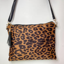 Load image into Gallery viewer, Prowlin' Versatile Bag