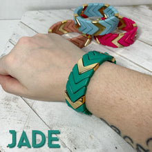 Load image into Gallery viewer, Straight Arrow Bracelet