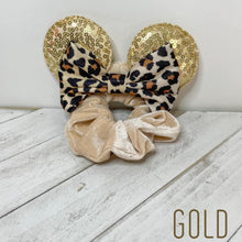 Load image into Gallery viewer, Minnie Leopard Scrunchie