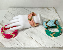 Load image into Gallery viewer, Straight Arrow Bracelet