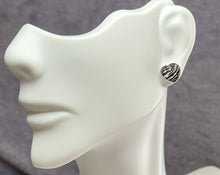 Load image into Gallery viewer, Wild Desire