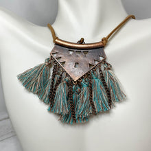 Load image into Gallery viewer, Bluegrass Necklace