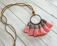 Load image into Gallery viewer, Annie Oakley Necklace