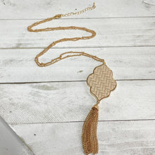Load image into Gallery viewer, Hawthorne Necklace