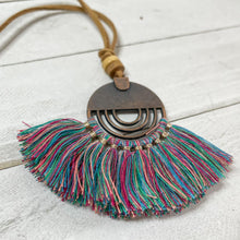 Load image into Gallery viewer, Free To Roam Necklace