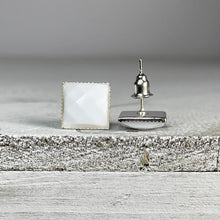 Load image into Gallery viewer, Antique Chic