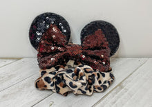 Load image into Gallery viewer, Minnie Leopard Scrunchie