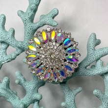 Load image into Gallery viewer, Glamorous Petals Phone Pop