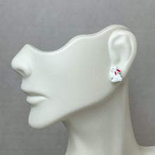 Load image into Gallery viewer, Cotton Tail