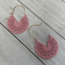 Load image into Gallery viewer, Daydream Believer