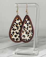 Load image into Gallery viewer, Savage