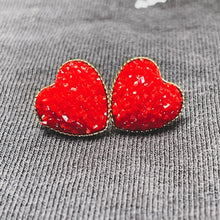 Load image into Gallery viewer, Heart Throb