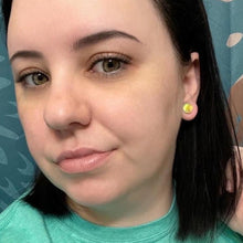 Load image into Gallery viewer, Yellow Scallop