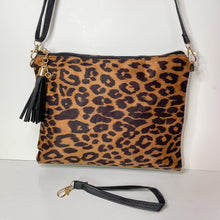 Load image into Gallery viewer, Prowlin' Versatile Bag