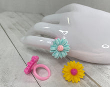 Load image into Gallery viewer, Flower Power-Kid's Ring Set