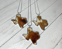 Load image into Gallery viewer, Amarillo By Morning Necklace