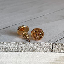 Load image into Gallery viewer, Golden Girl