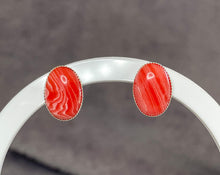 Load image into Gallery viewer, Strawberries & Cream