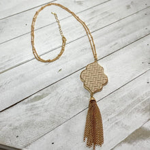 Load image into Gallery viewer, Hawthorne Necklace