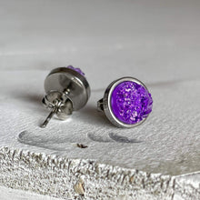 Load image into Gallery viewer, Ultraviolet