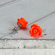 Load image into Gallery viewer, Rosebud