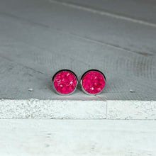 Load image into Gallery viewer, Strawberry Wine