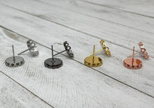 Load image into Gallery viewer, 12MM Custom Design-Rainbow Geodes