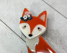 Load image into Gallery viewer, Foxy Pin
