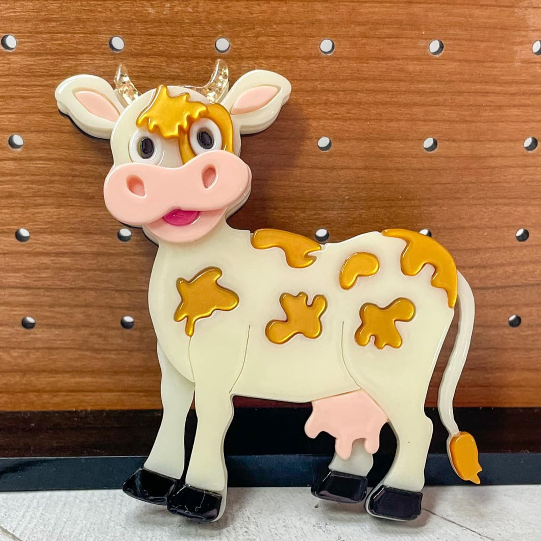 Caramel Heifer Pin