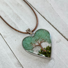 Load image into Gallery viewer, Let Love Grow Necklace
