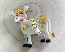 Load image into Gallery viewer, Caramel Heifer Pin
